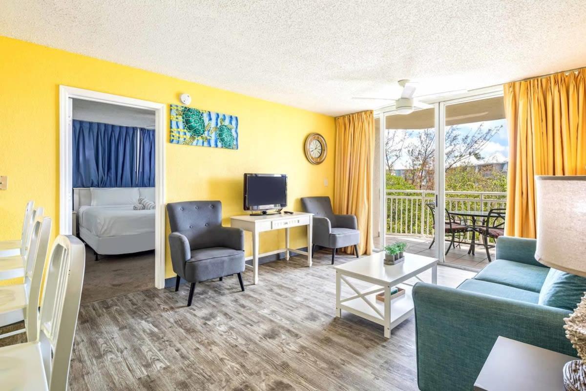 Tortuga Suite At Sunrise Suites Resort - Heated Pool, Hot Tub & Free Parking Кей Уест Екстериор снимка